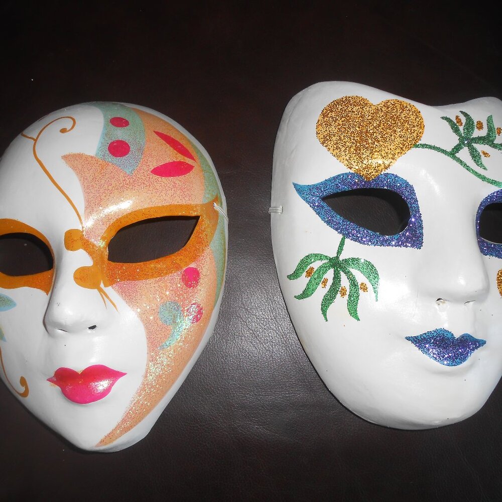 LOT 2 PAPER MACHE GLITTER FULL FACE MASKS MADRI GRA & HALLOWEEN ADULT SIZE 🎭
